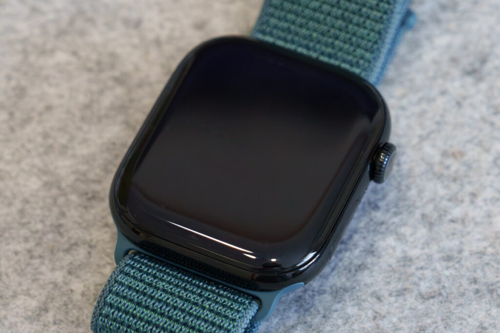 AUNEOS Apple Watch Series 10対応 保護フィルムの仕上がり