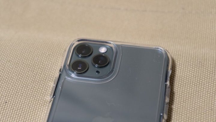 ウルトラ・ハイブリッド iPhone 11 Pro 背面カメラもしっかり保護！