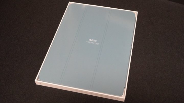 Apple純正iPadケース「Smart Folio」