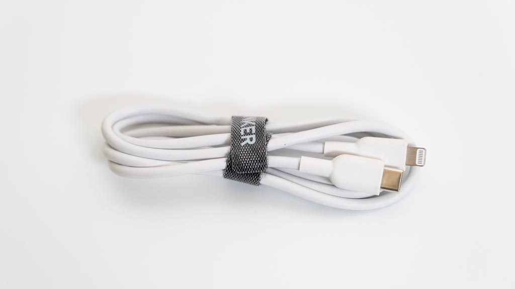 Anker PowerLine II USB-C & Lightningケーブル