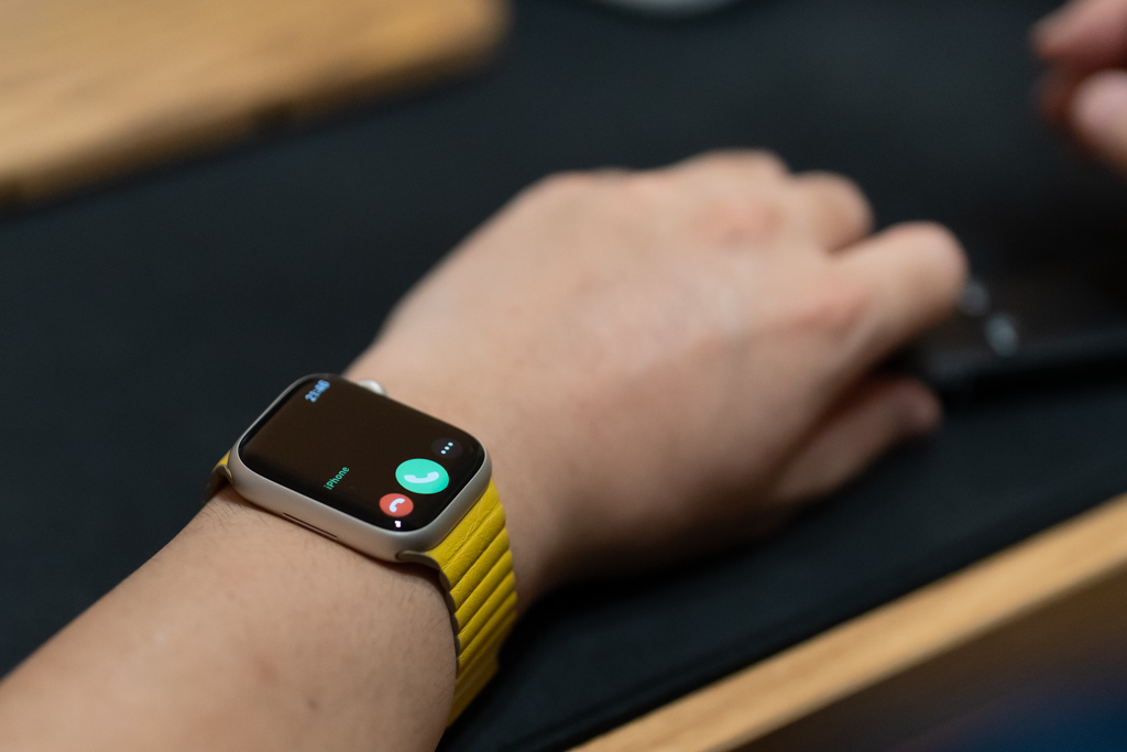 Apple Watchは腕時計というよりスマホに近い