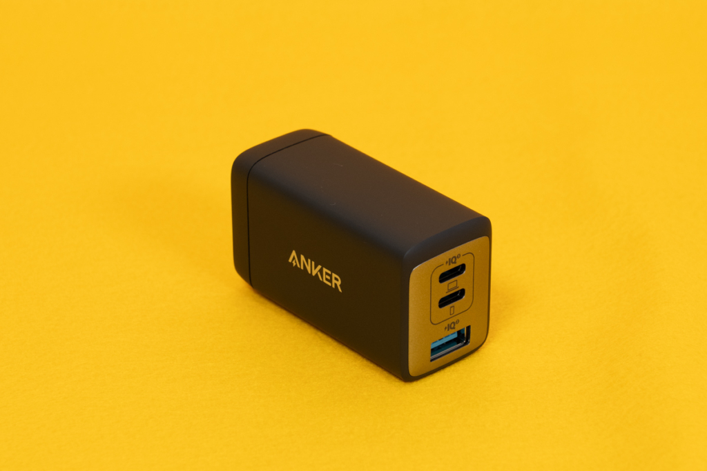【Anker】PowerPort III 3-Port 65W Pod（MacBookアクセサリ）
