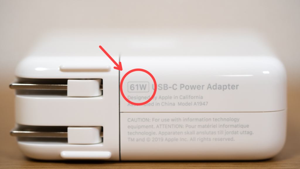 MacBook Air/Pro充電器は付属充電器のワット数を目安にする