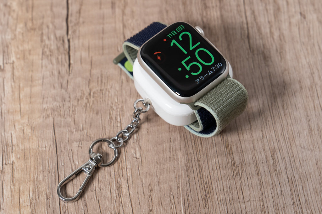 キーホルダー型Apple Watchモバイルバッテリー