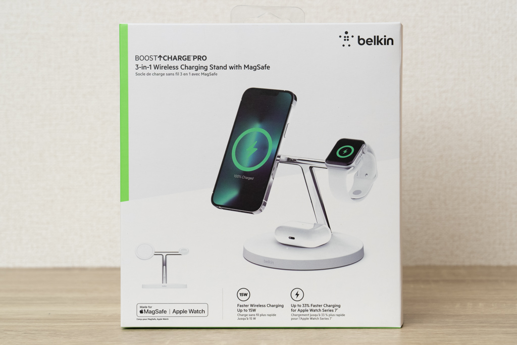 Belkin BOOST↑CHARGE PRO 3-in-1 Wireless Charging Stand with MagSafeの外箱