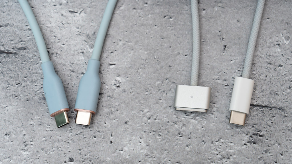 USB-CケーブルとUSB-C - MagSafe 3ケーブル