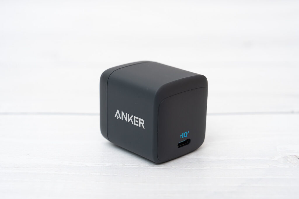 Anker 313 Charger (Ace, 45W)の外観・デザイン