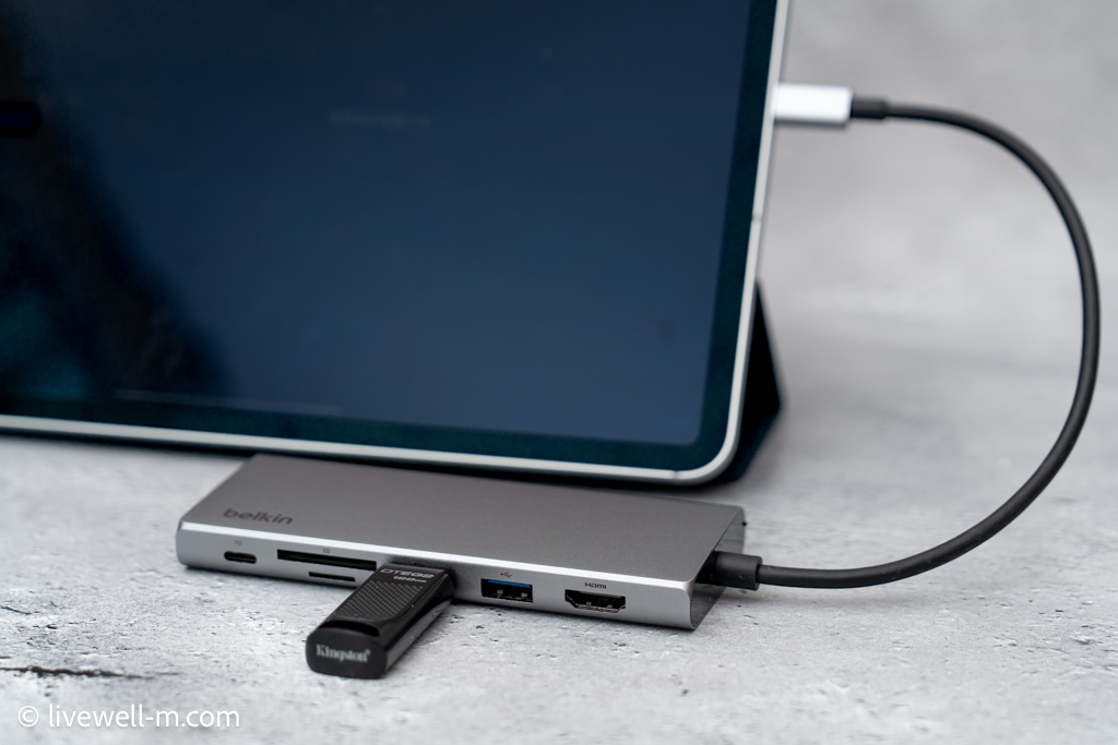 Belkin Connect USB-C Multimedia HubをiPadに接続