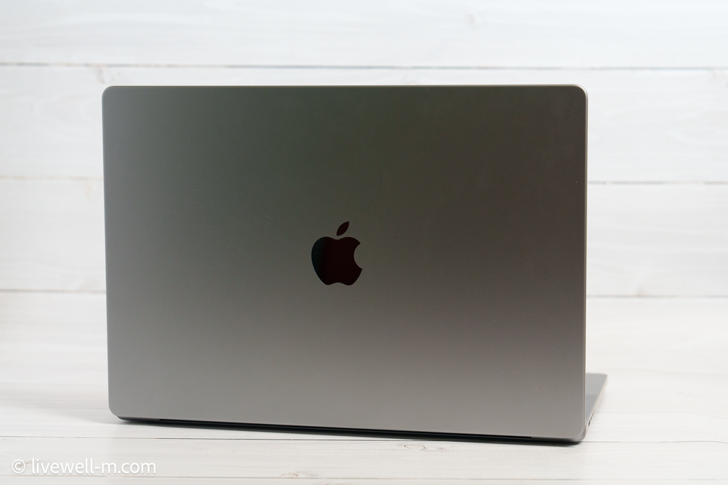 スペースグレイ（MacBook Pro 16インチ）