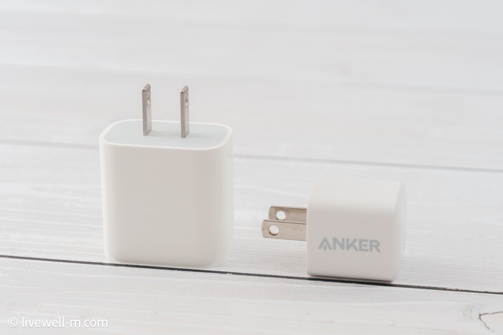 Anker PowerPort III Nano 20WとApple 20W USB-C電源アダプタのサイズ比較