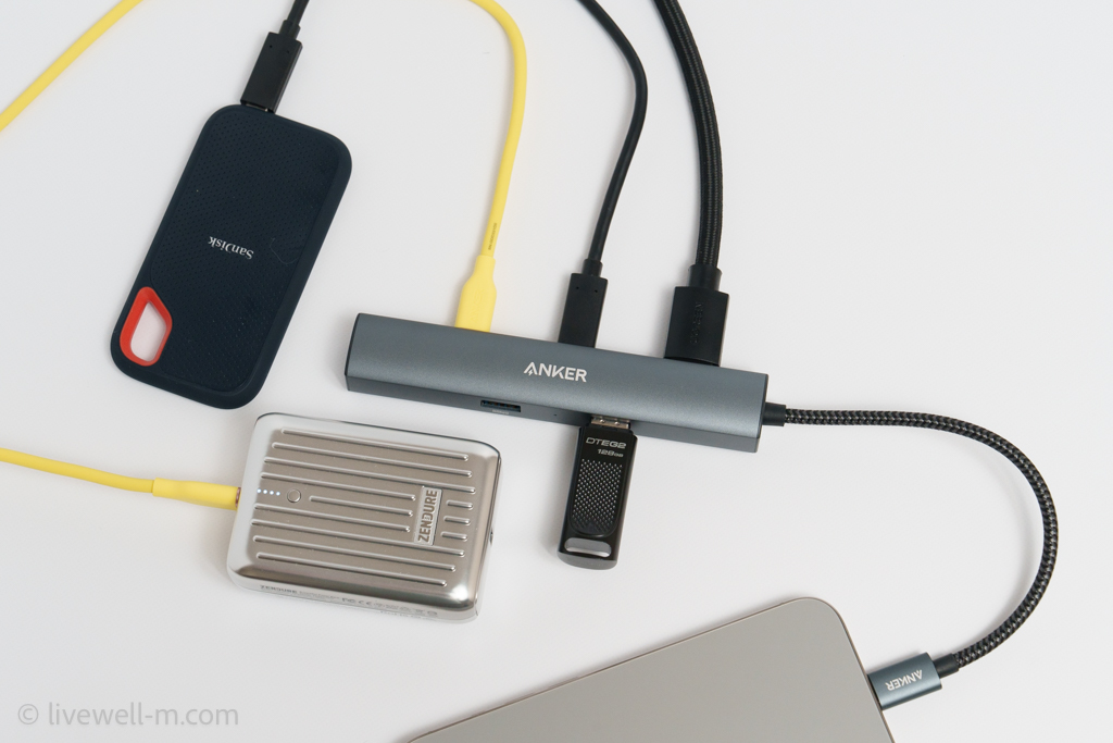 Anker PowerExpand 6-in-1 USB-C PD イーサネット ハブをiPhone 15 Proに接続