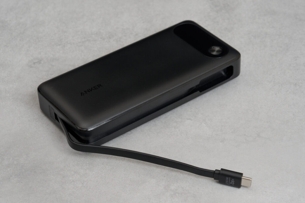 Anker Power Bank (20000mAh, 87W, Built-In USB-C ケーブル)のビルトインUSB-Cケーブルの長さ