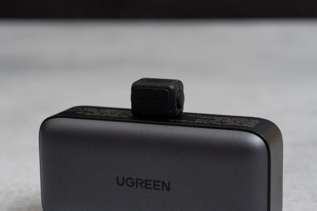 UGREEN Built-In USB-Cコネクター モバイルバッテリー（PB503）のUSB-Cコネクタのキャップ