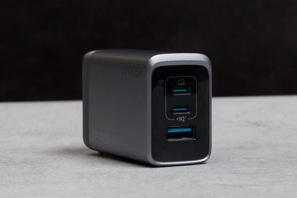 Anker Prime Charger (100W, 3 Ports, GaN)のUSBポート