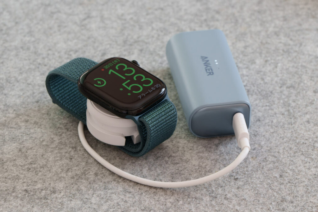 エレコムのApple Watch磁気充電ケーブル（高速充電巻き取りタイプ）