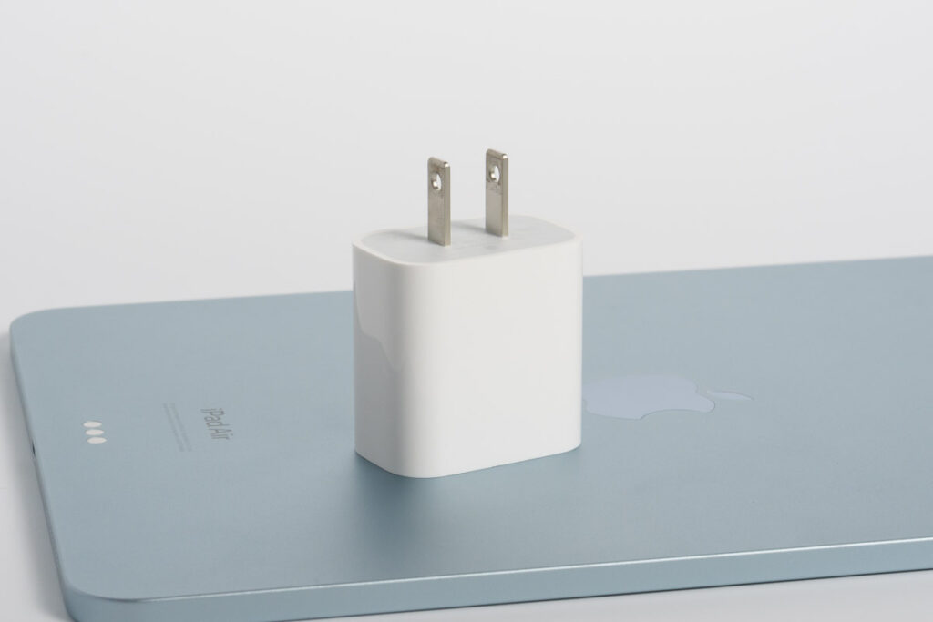 Apple 20W USB-C電源アダプタ