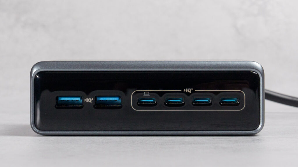 Anker Prime Charger (200W, 6 Ports, GaN)のUSBポート