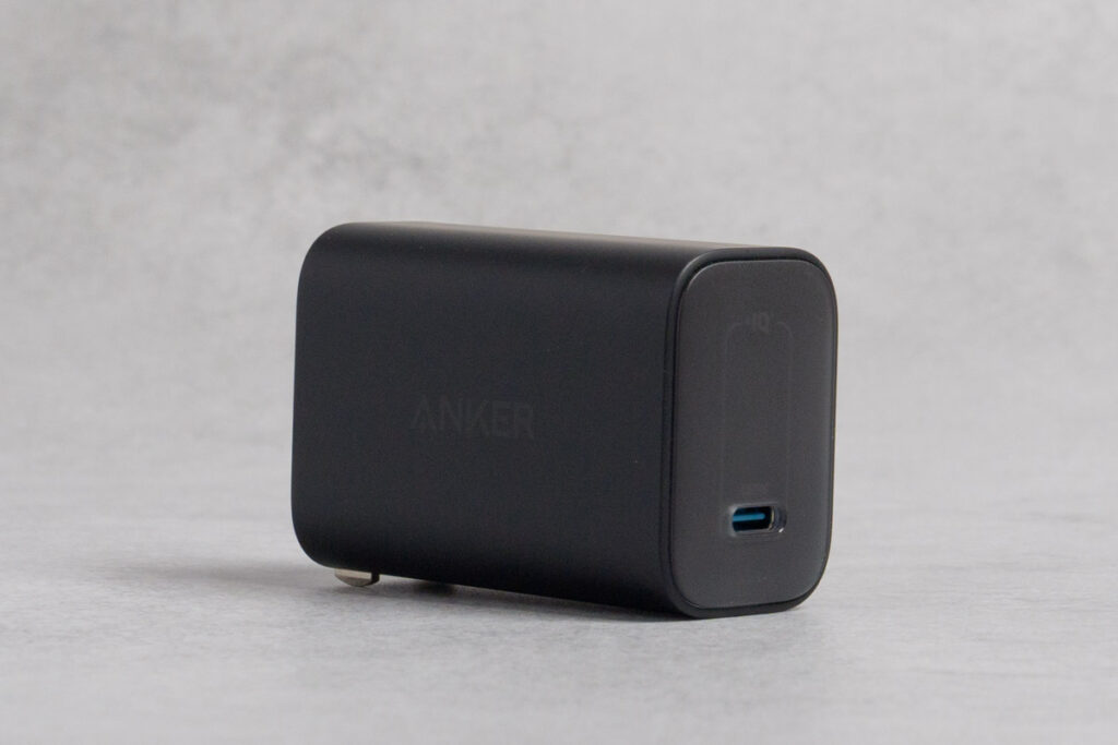 Anker Nano Charger (100W)の外観