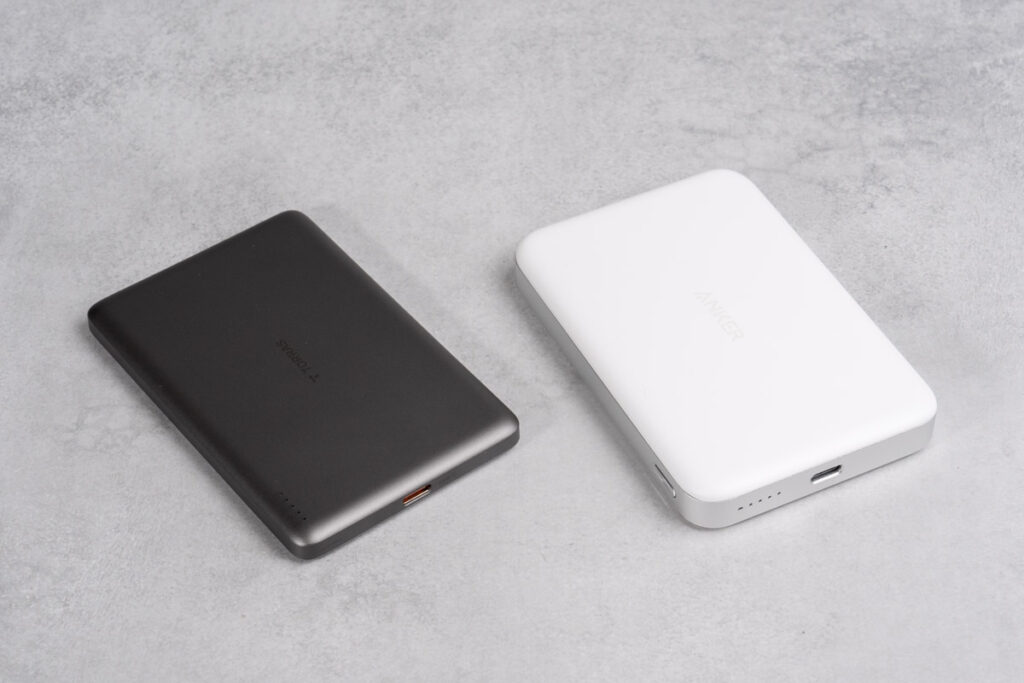 TORRAS MiniMagとAnker MagGo Power Bank (10000mAh, Slim)