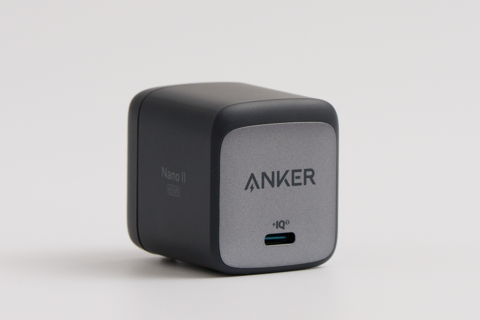 Anker Nano II 65Wをレビュー！コンパクト＆高出力な大人気充電器