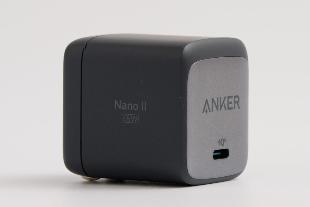 Anker Nano II 65Wの外観・デザイン