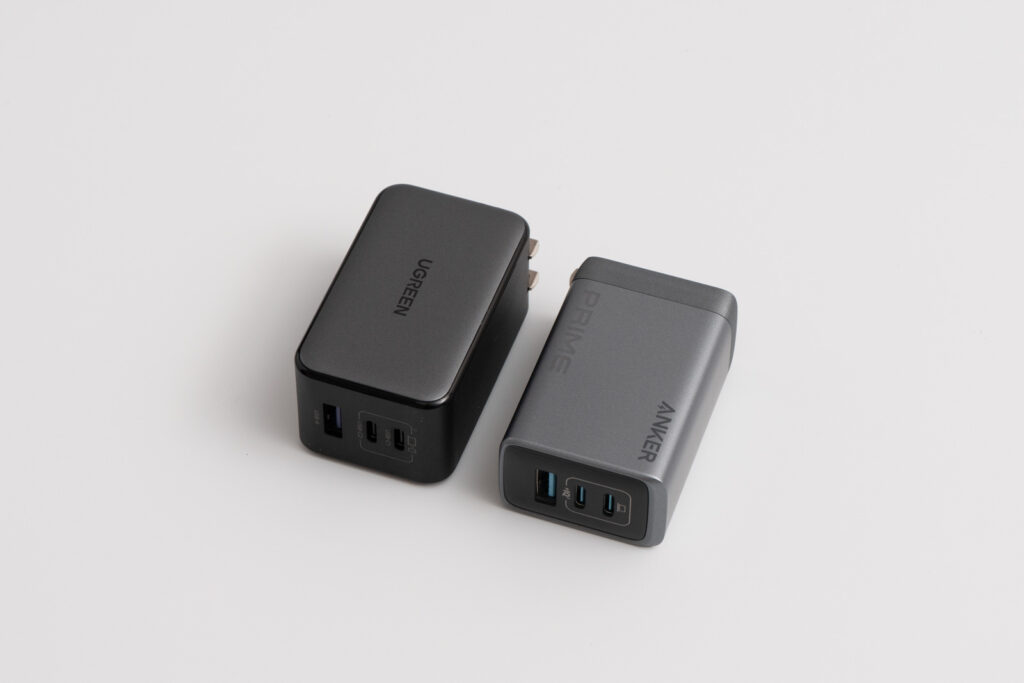 Anker Prime Charger (100W, 3 Ports, GaN)とUGREEN Nexode X 100W