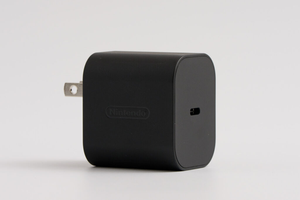 Switch 2におすすめの代用充電器をご紹介!携帯モード・TVモードで必要なワット数は? 任天堂純正 Switch 2 ACアダプター